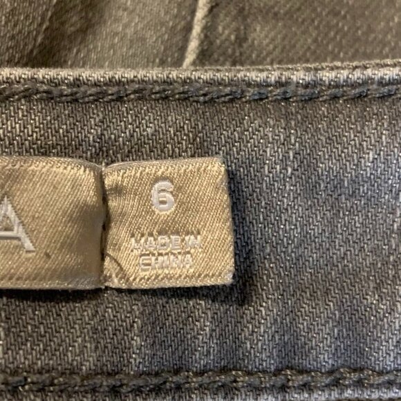 Athleta Sculptek Skinny #158935 Grey Wash‎ Hiking Travel Commute Jean Size 6 - Picture 7 of 14